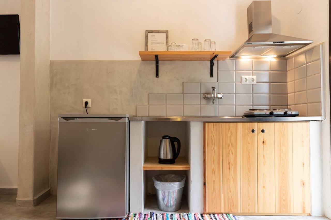 Gkaras Campsite & Apartments 렙토카리아 외부 사진