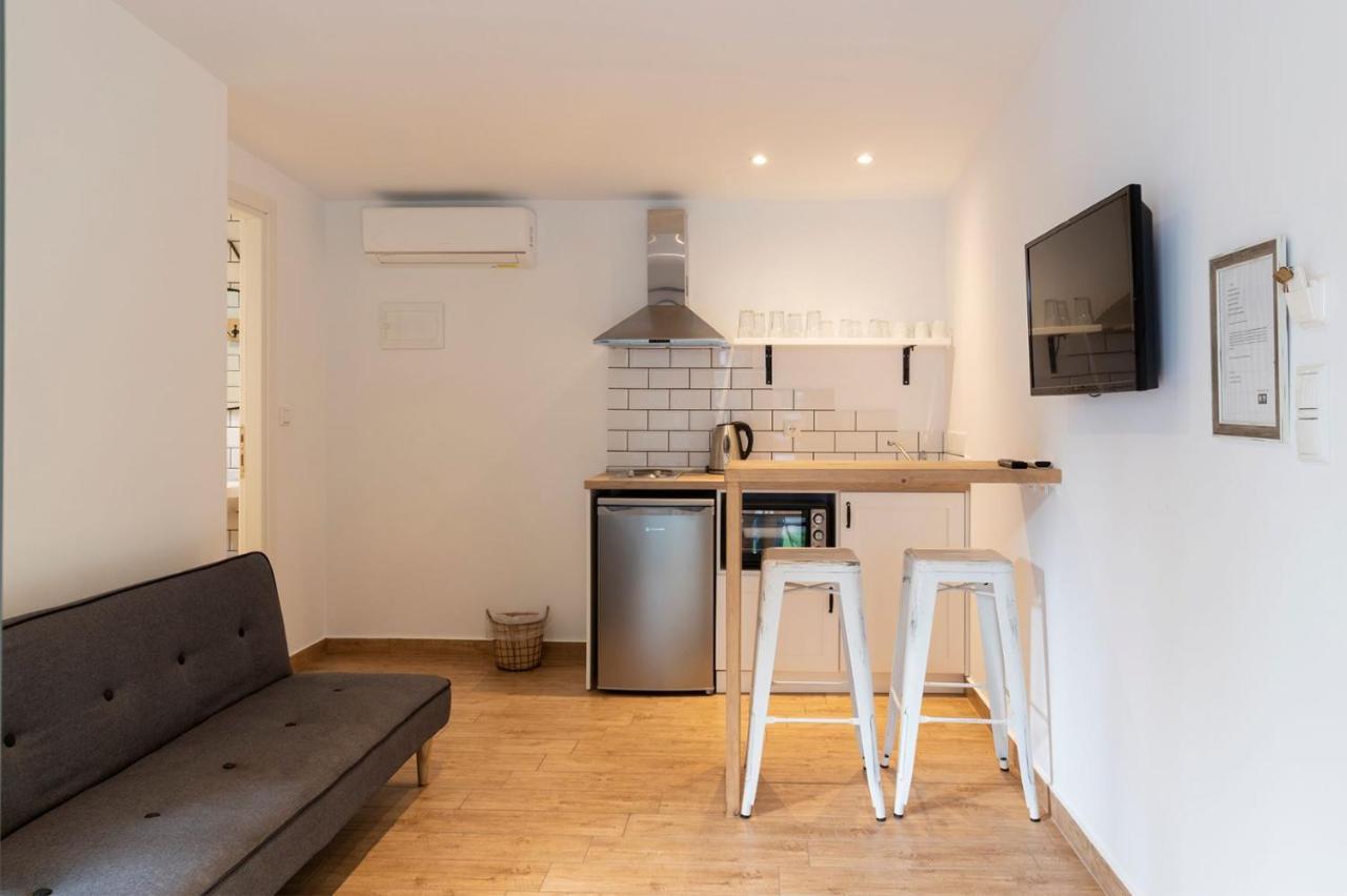 Gkaras Campsite & Apartments 렙토카리아 외부 사진