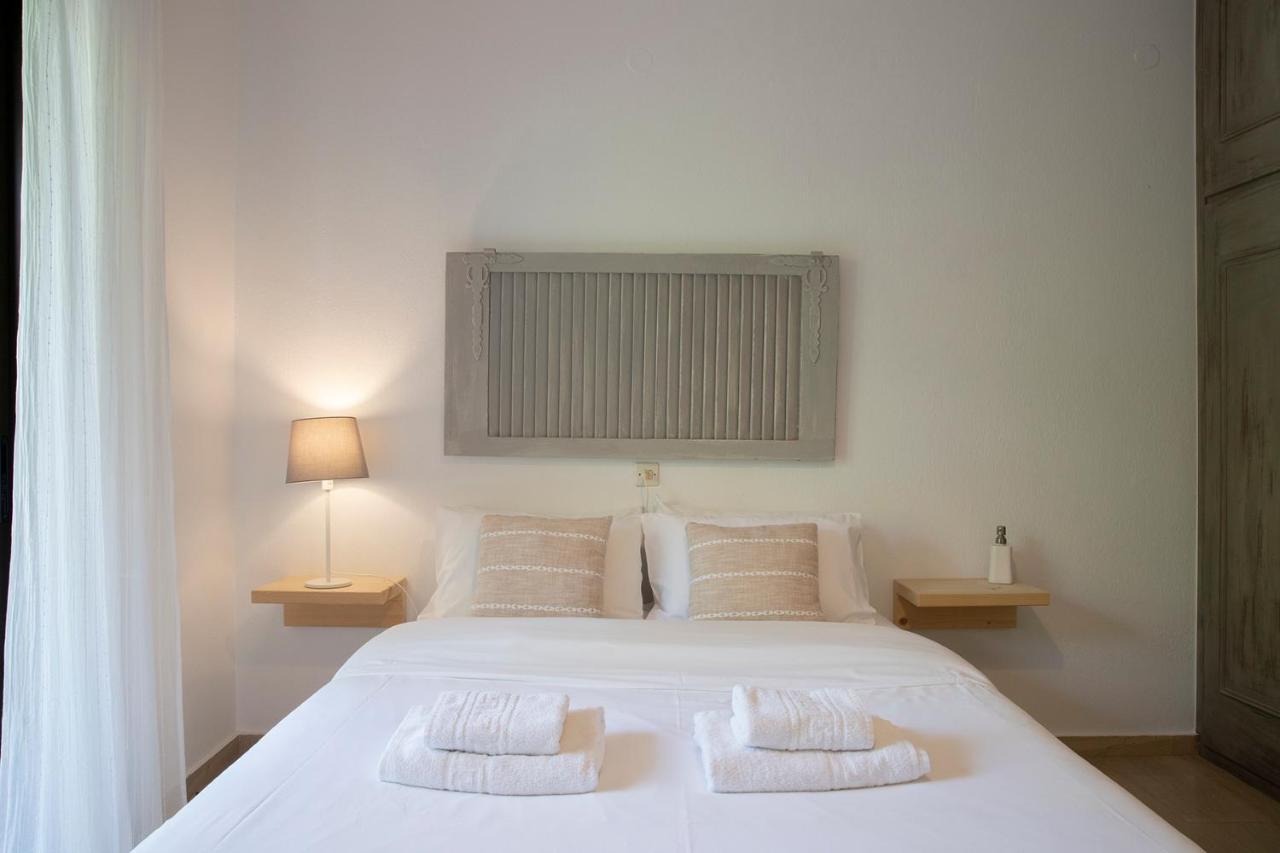 Gkaras Campsite & Apartments 렙토카리아 외부 사진