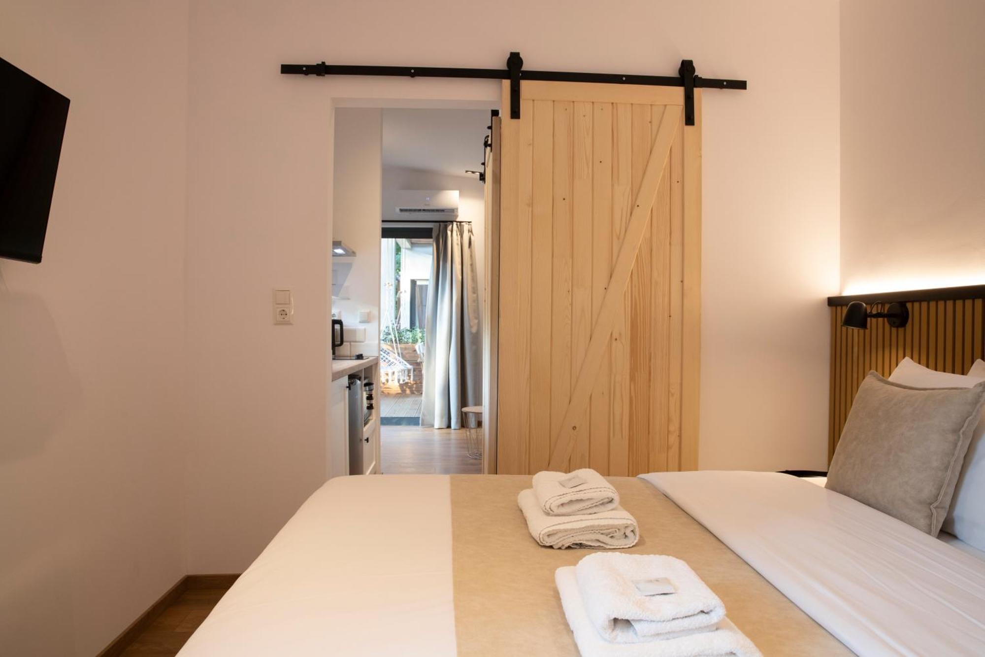 Gkaras Campsite & Apartments 렙토카리아 외부 사진